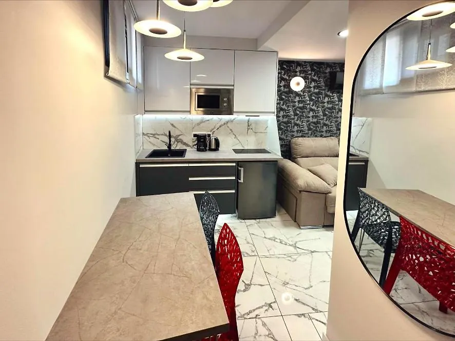 Lagom Paraiso Royal Арона Апартаменты